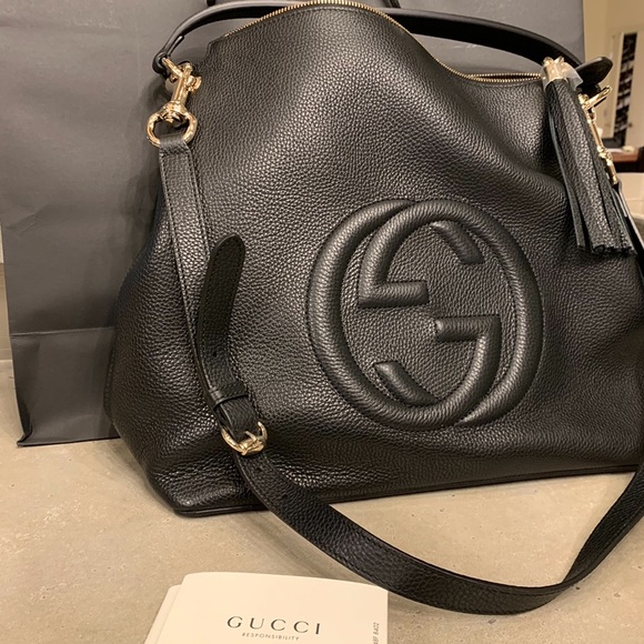 Gucci Handbags - Gucci Shoulder Bag